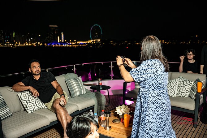 Superyacht Experience in Dubai with Dinner and Live Music - Onboard Extras: WiFi, Mario Kart, and small comforts that matter