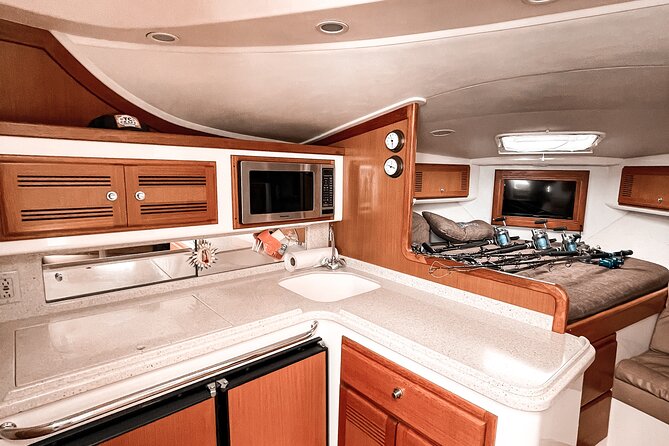 The Finest Private Yacht Experience in Cabo - Crew and Captain: Why This Feels Personal on a Private Boat