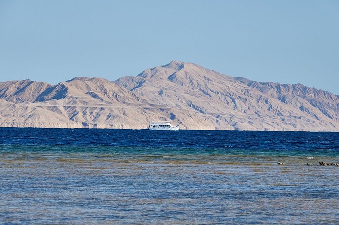 Tiran Island Snorkeling Experience by Yacht Sharm El Sheikh - Boat comfort, timing hiccups, and water conditions you should plan for