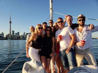 Toronto: Sailing Yacht Cruise of Toronto Harbor and Islands - The 2–3 hour sailing rhythm (and how timing changes the vibe)