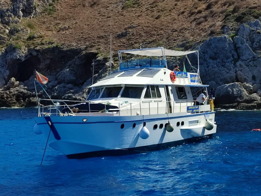 Trapani: Yacht Excursion to Levanzo and Favignana with Lunch - Final Swim Stops: Grotta degli Innamorati or Scalo Cavallo