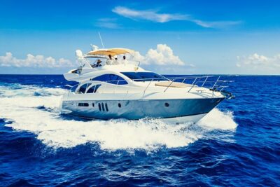Tulum All Inclusive 4h – Luxury 58' Azimut Yacht - Morning or afternoon departures: how the 4-hour plan keeps it fun