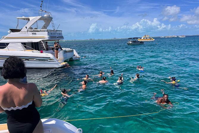 Turks and Caicos Full-Day Luxury Private Yacht Charter - Lunch on board: the 3-course buffet that actually fills you up