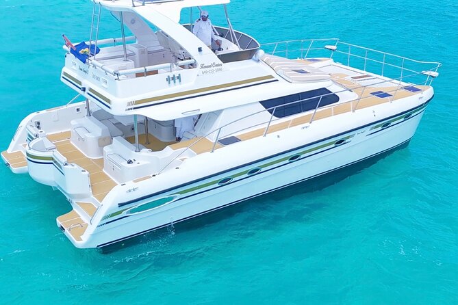 Turks and Caicos Half-Day Luxury Private Yacht Charter - Private charter value: what $4,500 really means