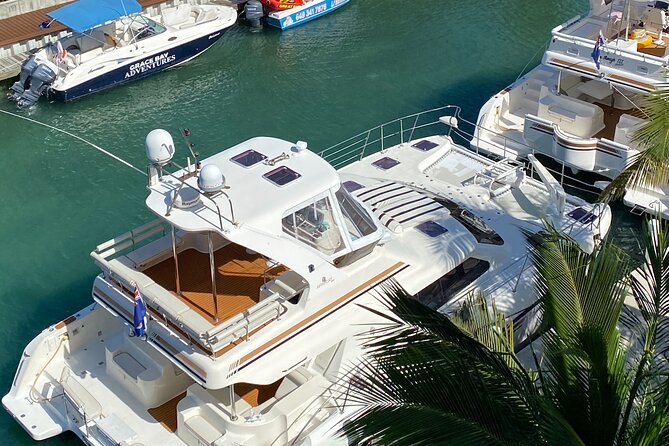 Turks and Caicos Half-Day Luxury Private Yacht Charter - Customization: make it match your group’s vibe