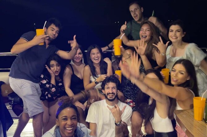 Ultimate Dubai Marina Yacht Party with BBQ, Drinks & DJ - BBQ and snacks: what you’re really paying for