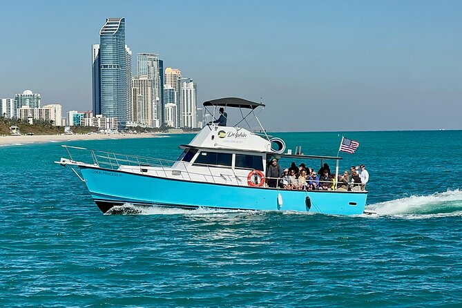 Up to 34Pax Bachelorette Party Boat & Yacht Rental Miami - The 3-hour private cruise: how the day flows