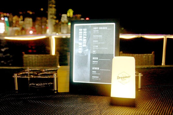 Victoria Harbour Yacht Night Cruise - DREAMER:Tourguide & Photos - Getting Better Photos Without Fighting the Dark
