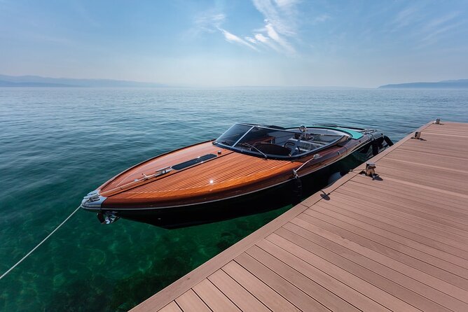 VIP Private Luxury Boat Tour - Riva Aquariva Yacht Venice - San Giorgio Maggiore: Details You Can Actually See