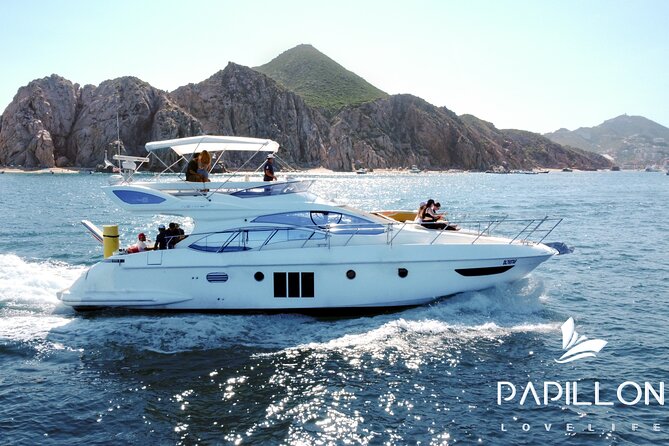 Yacht Azimut for rent in Cabo San Lucas - Food and Drinks: Lunch, Snacks, and a Proper Open Bar