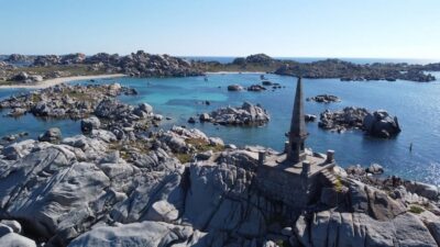Yacht catamaran trip to the Lavezzi Islands - The morning start: 8:30 a.m. and a weather-dependent route