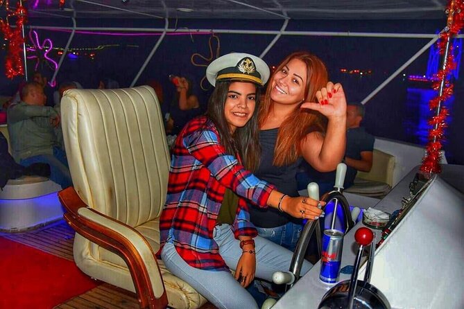 Yacht Cruise with Dinner & Oriental Show - Key Things You’ll Notice on This Yacht Dinner Cruise