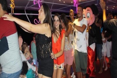 Yacht Cruise with Dinner & Oriental Show - Sunset Views Along the Sinai Coast and Sharm From Sea Level