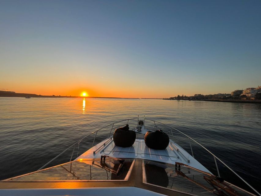 Yacht Douro Tour - Afurada, Cantareira, and Foz do Douro: the riverbank walk without the walking