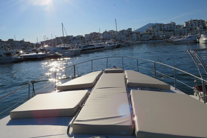 Yacht ride in Puerto Banús - Dolphins and Gibraltar: What You Can Hope For