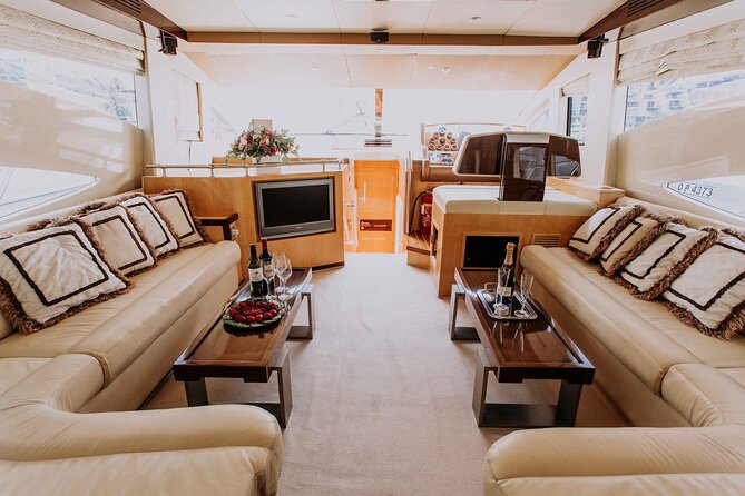 Yacht Trip Dubai : Book 56 ft Premium Yacht up to 21 people - Your cruise route: Jumeirah Beach Residence, Burj Al Arab, Atlantis, and more