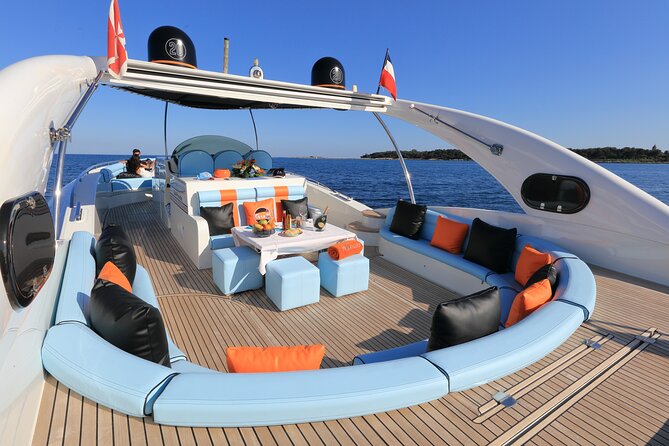 Yacht YES DARLING - Private Boat St Martin, St Barth & Anguilla - YES DARLING: What makes this yacht rental feel different