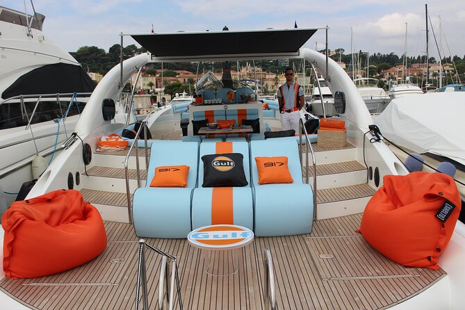 Yacht YES DARLING - Private Boat St Martin, St Barth & Anguilla - Yacht comfort and onboard layout: shade vs sun, and why it matters