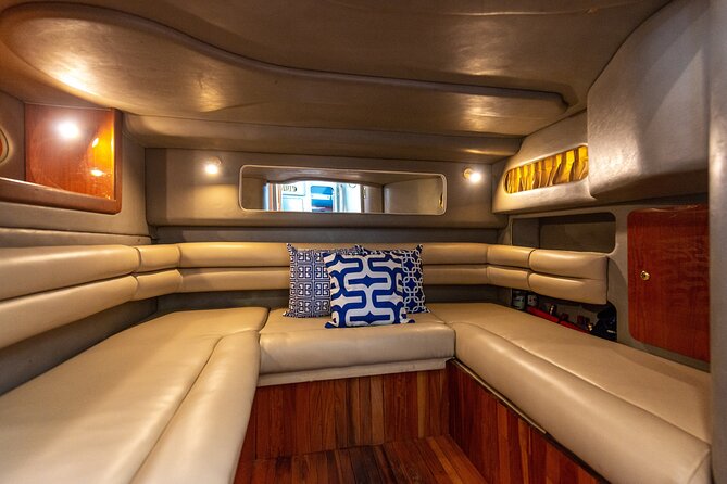 Your Own Private Luxury Yacht Experience in Cabo San Lucas - Unlimited premium bar and lunch: built into the experience